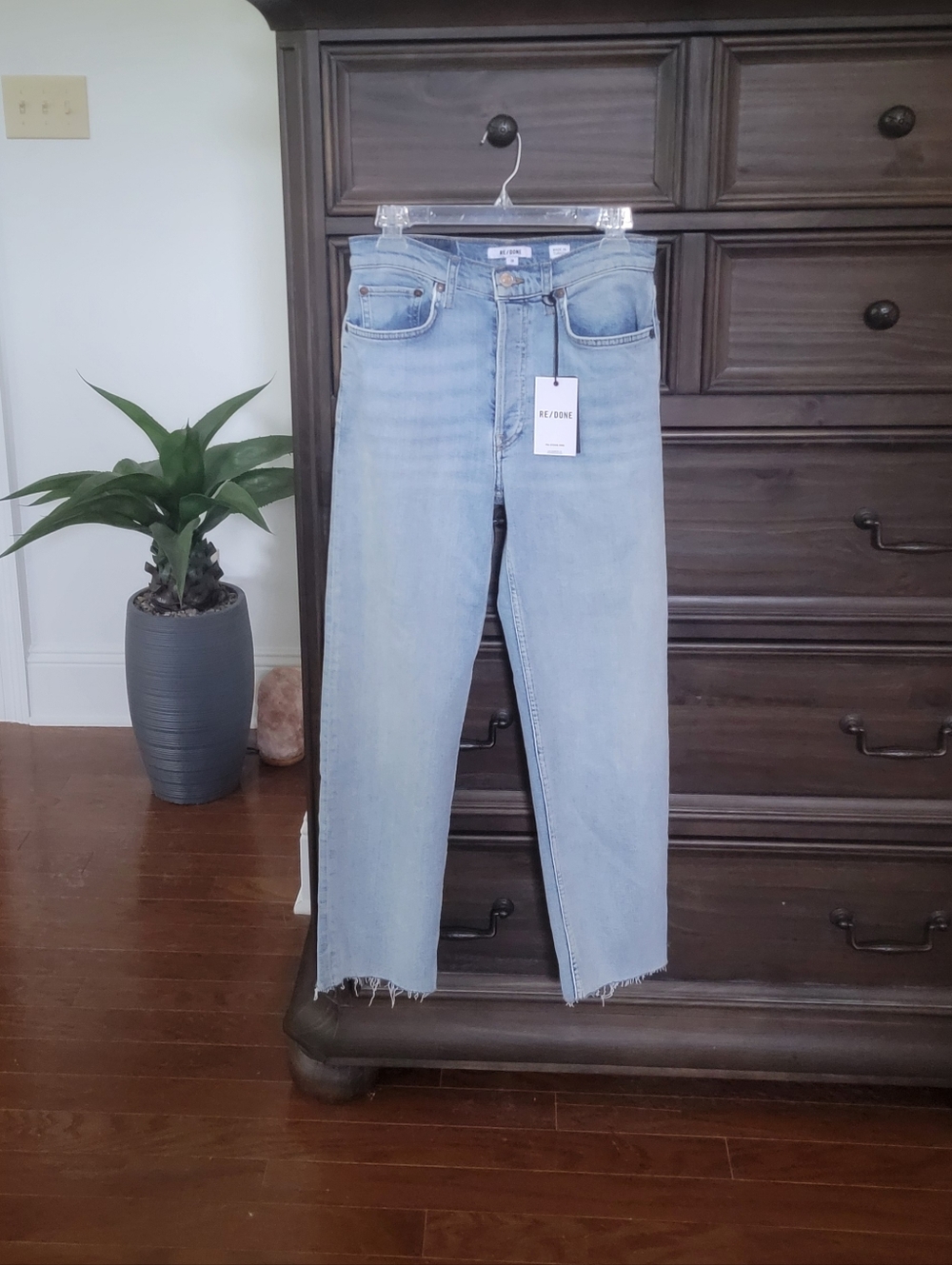 NWT Re/Done Light Blue 70s Stove Pipe Jeans